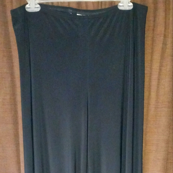 G Studio - Picture 1 of 5